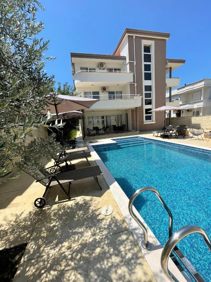 Apartments Harris Ulcinj Exterior foto